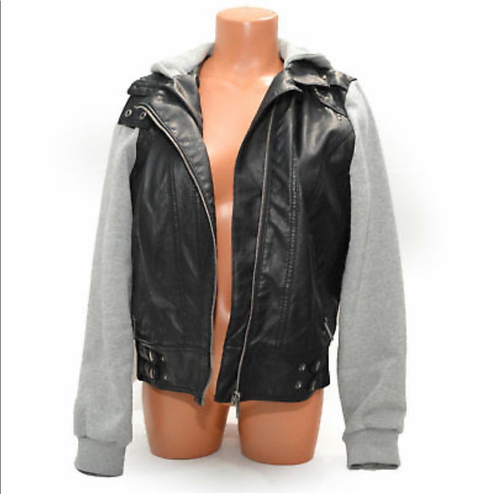 Trendy soft  jacket with leather sleeves
